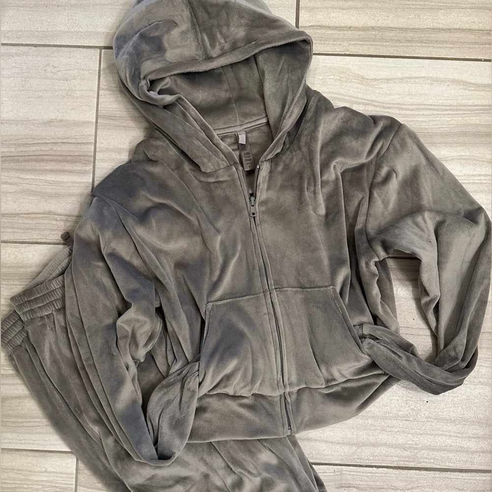 SKIMS Velour Tracksuit Sweatsuit - Size Small